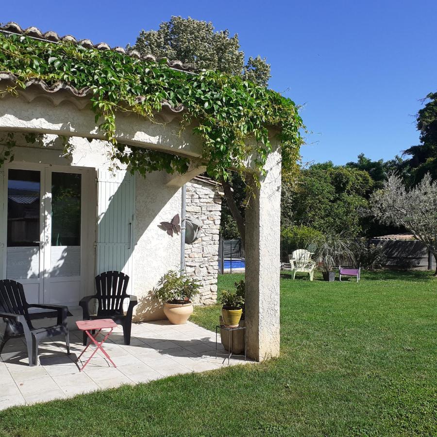 Chambres D'Hotes & Jacuzzi - A L'Ombre Des Amandiers Saint-Martin-dʼArdèche 外观 照片