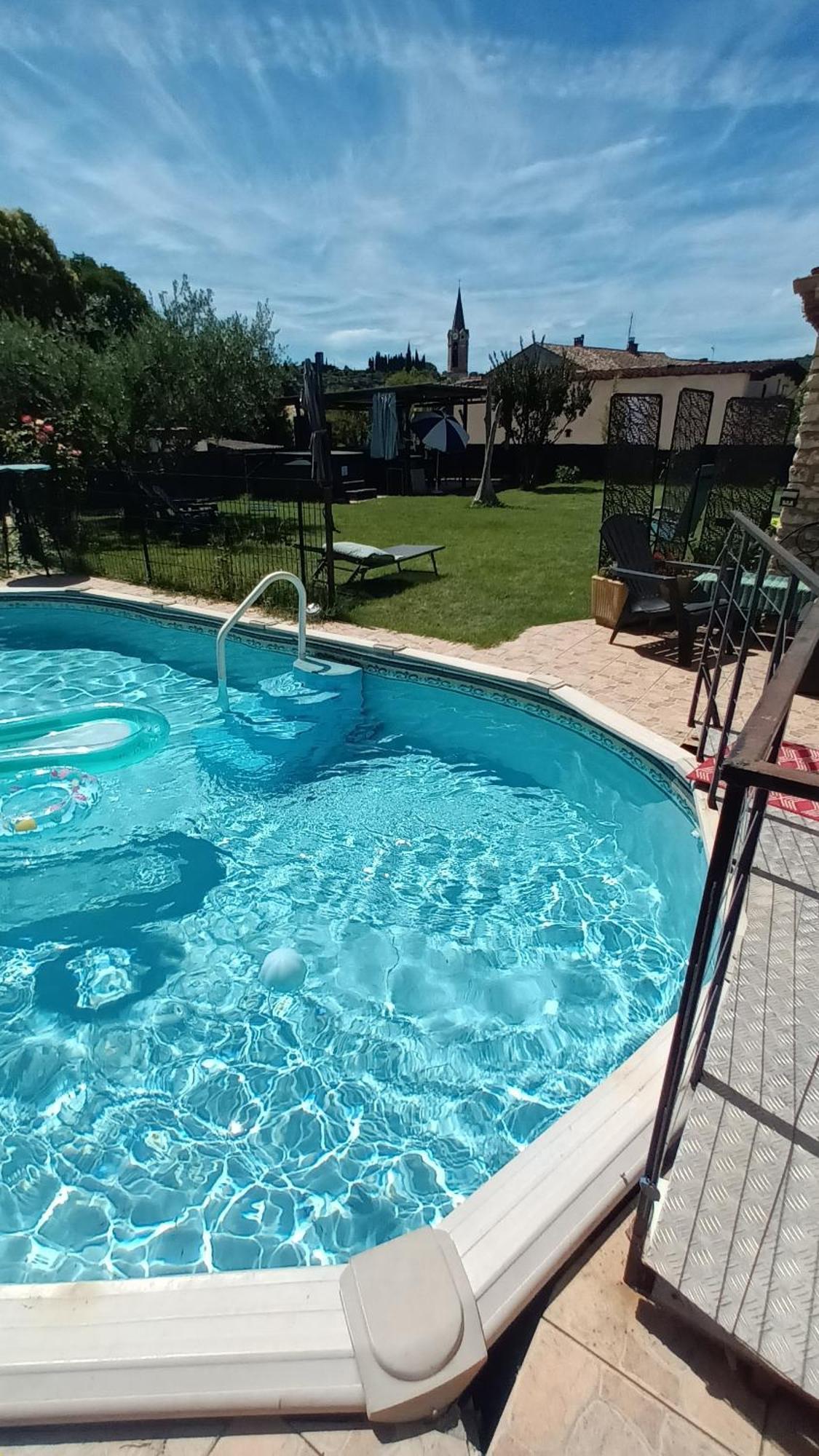 Chambres D'Hotes & Jacuzzi - A L'Ombre Des Amandiers Saint-Martin-dʼArdèche 外观 照片